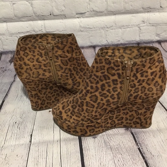 Forever 21 Cheetah print peep toe wedge booties - Picture 8 of 8